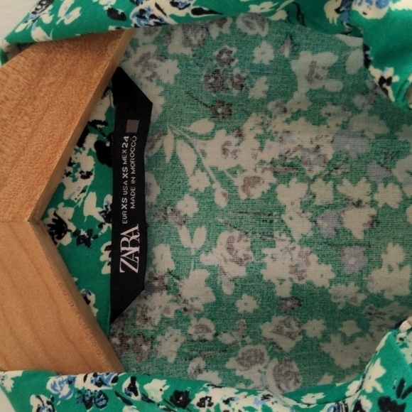 Zara Green Floral Jumpsuit - Picture 4 of 6